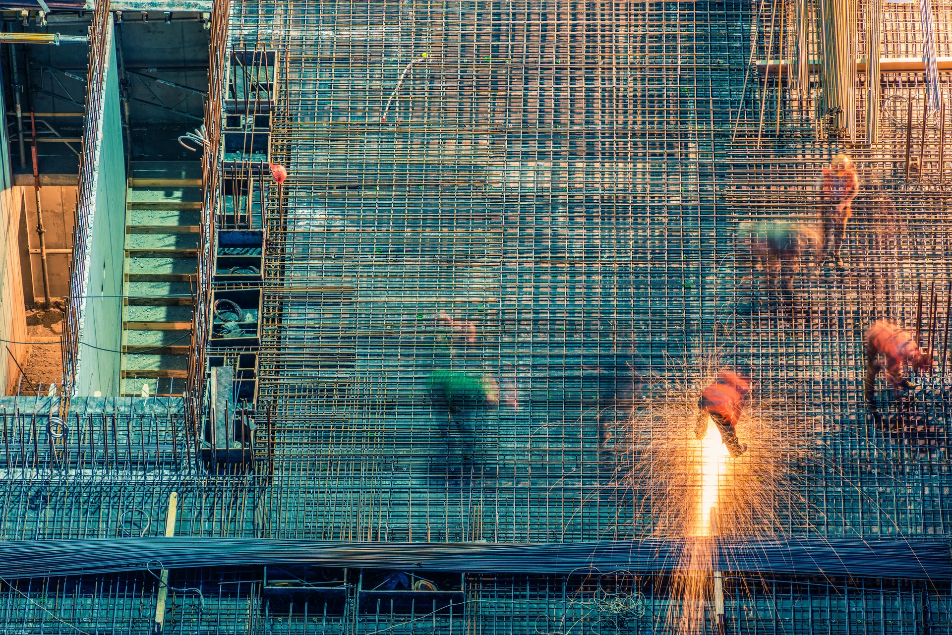 Welding work on a reinforcing steel structure